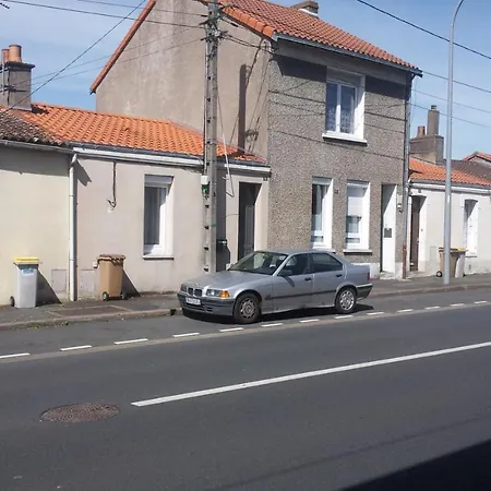 Apartment Pasteur