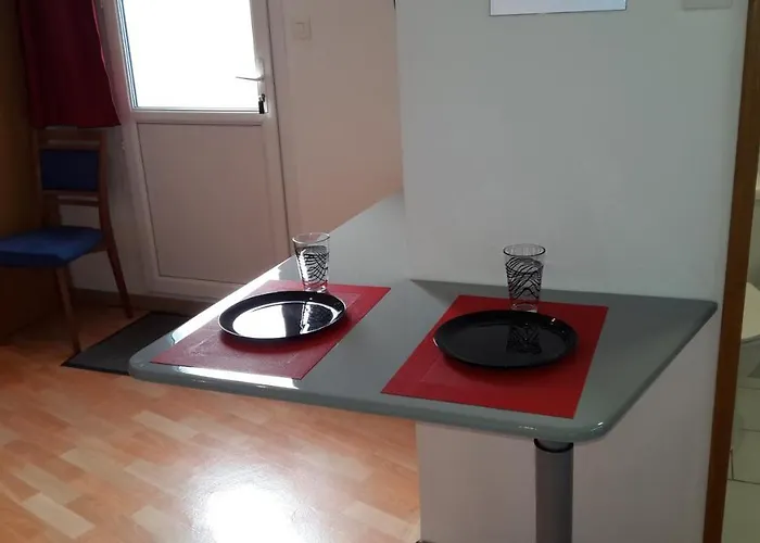 Pasteur Апартаменты